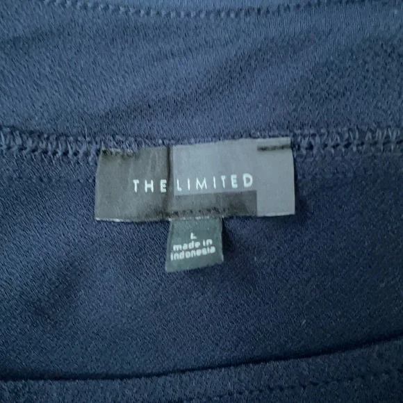The Limited Navy Short Sleeve Blouse - Picture 14 of 15